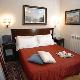 Hotel Neelkanth, Agra 4